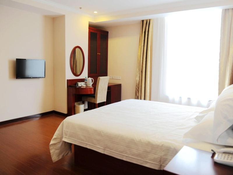 Greentree Inn Hebei Qinhuangdao Peace Avenue Express Hotel Εξωτερικό φωτογραφία