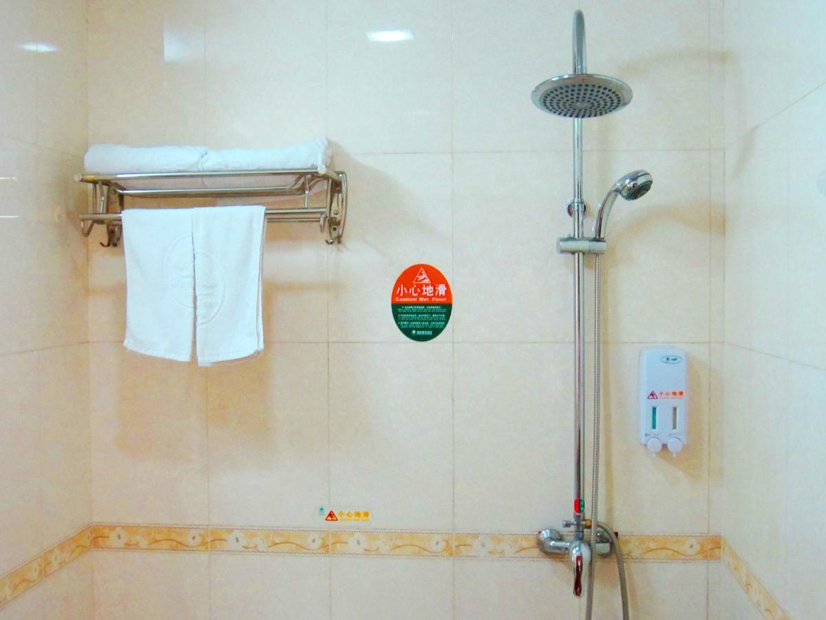 Greentree Inn Hebei Qinhuangdao Peace Avenue Express Hotel Εξωτερικό φωτογραφία